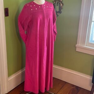 David Brown vintage 80s hot pink velour robe